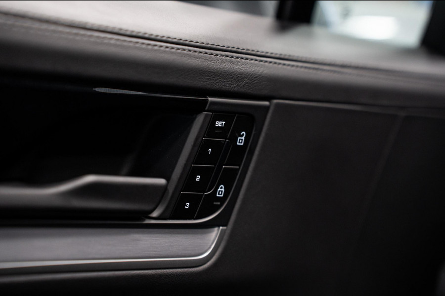 Porsche Cayenne Coupé 3.0 E-Hybrid *Sport-Design / Vierwielbesturing / Stoelventilatie / BOSE / 18-Wegs / Panorama / Soft-Close / Keyless*