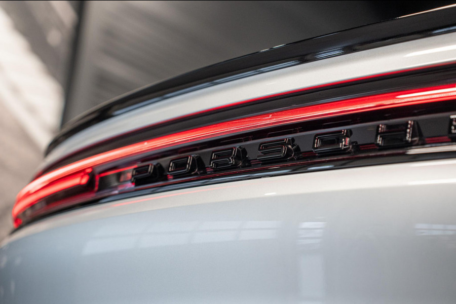 Porsche Cayenne Coupé 3.0 E-Hybrid *Sport-Design / Vierwielbesturing / Stoelventilatie / BOSE / 18-Wegs / Panorama / Soft-Close / Keyless*