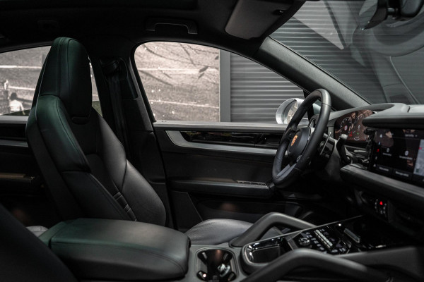 Porsche Cayenne Coupé 3.0 E-Hybrid *Sport-Design / Vierwielbesturing / Stoelventilatie / BOSE / 18-Wegs / Panorama / Soft-Close / Keyless*