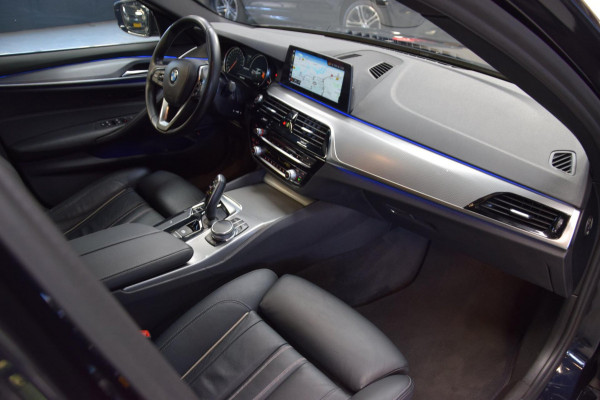BMW 5 Serie 520i High Executive M-Pakket|Org.NL|Leder|