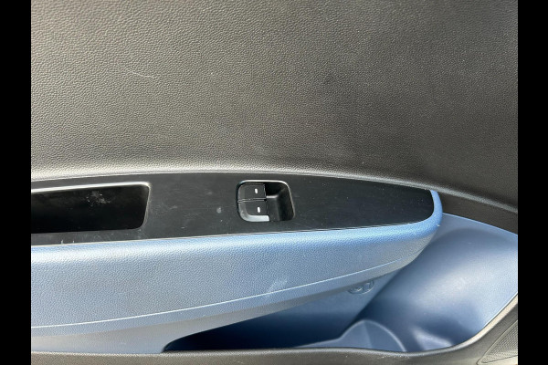 Hyundai i10 1.0i Comfort 5p. | AUTOMAAT | AUX/USB | ISOFIX | APK T/M 1-9-2026 | BOVAG-GARANTIE | 1E EIGENAAR | COMPL ONDERHOUDEN