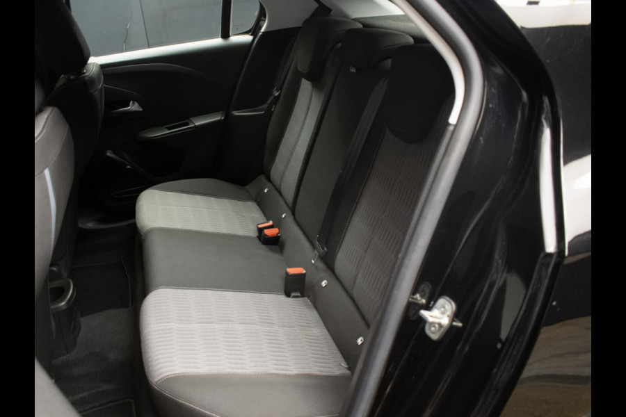 Opel CORSA-E Edition 50 kWh Sport (APPLE CARPLAY,NAVI,LED,SPORTSTOELEN,PDC,NIEUWE APK,NETTESTAAT)