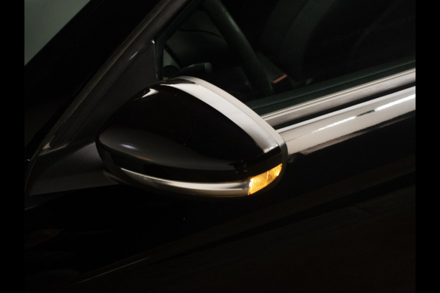 Opel CORSA-E Edition 50 kWh Sport (APPLE CARPLAY,NAVI,LED,SPORTSTOELEN,PDC,NIEUWE APK,NETTESTAAT)