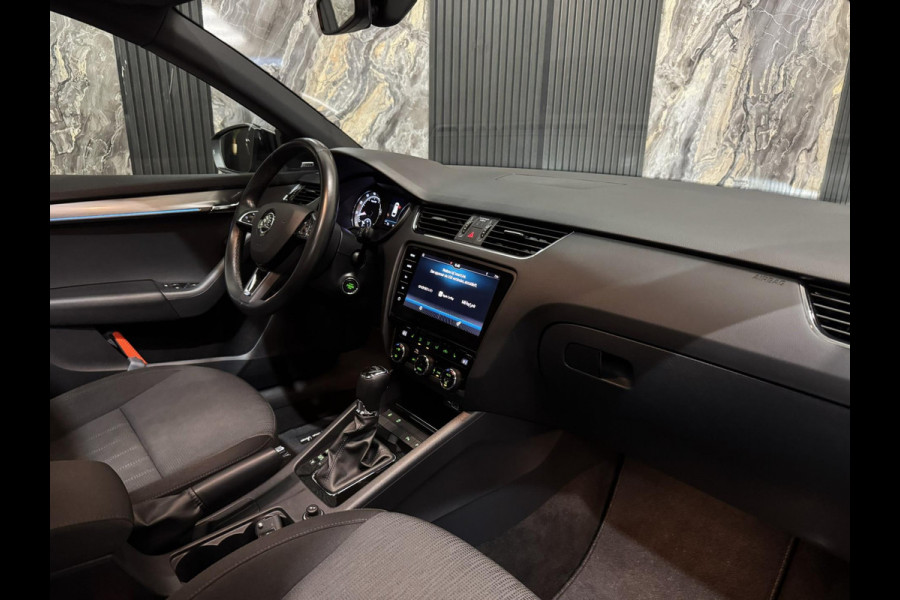 Škoda Octavia Combi 1.5 TSI Greentech Business Edit|PANO|SFEER|KEYLESS|BOMVOL