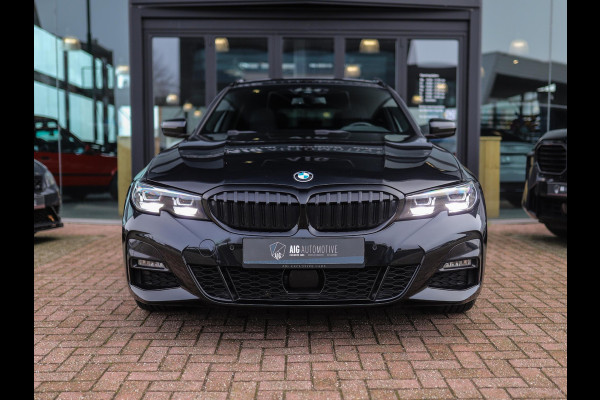 BMW 3 Serie Touring 320d xDrive High Executive | M-Sport | Camera | Trekhaak | Pano | Keyless
