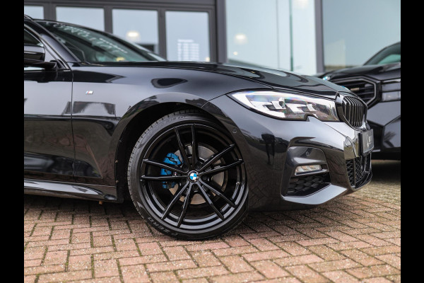 BMW 3 Serie Touring 320d xDrive High Executive | M-Sport | Camera | Trekhaak | Pano | Keyless