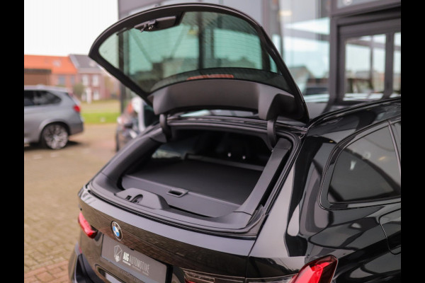 BMW 3 Serie Touring 320d xDrive High Executive | M-Sport | Camera | Trekhaak | Pano | Keyless