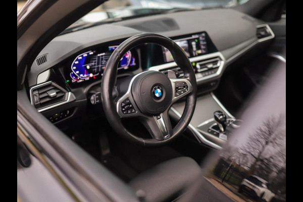 BMW 3 Serie Touring 320d xDrive High Executive | M-Sport | Camera | Trekhaak | Pano | Keyless
