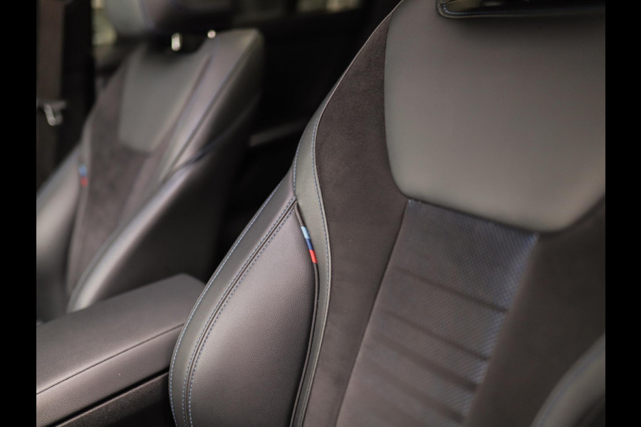 BMW 3 Serie Touring 320d xDrive High Executive | M-Sport | Camera | Trekhaak | Pano | Keyless
