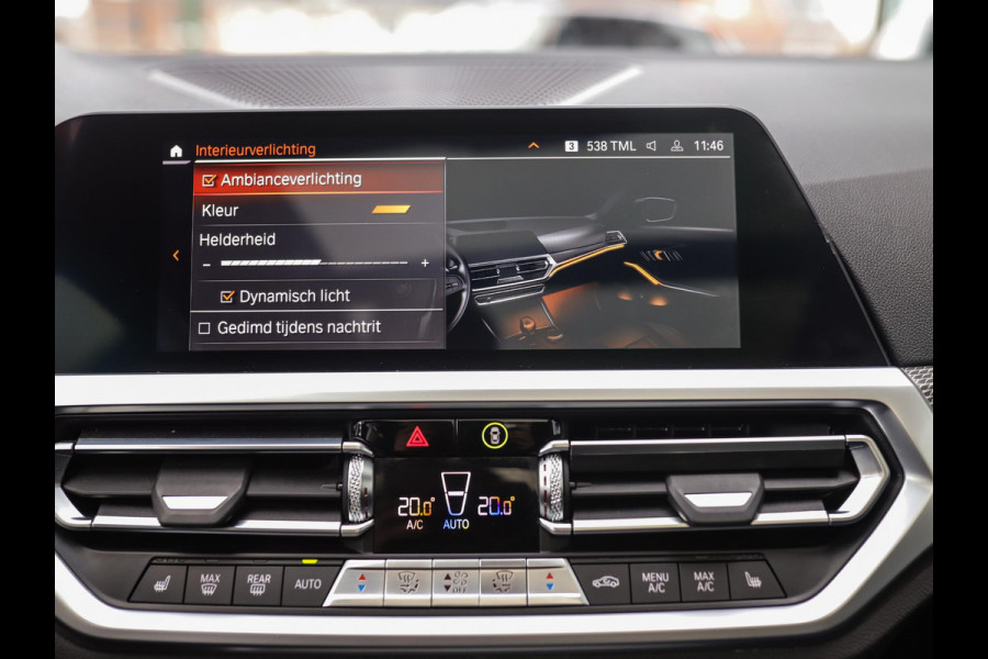 BMW 3 Serie Touring 320d xDrive High Executive | M-Sport | Camera | Trekhaak | Pano | Keyless