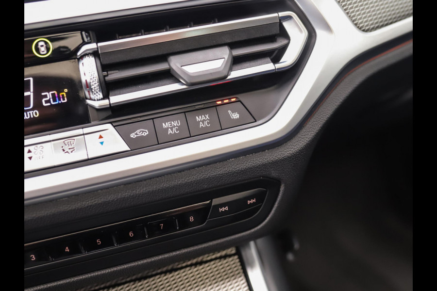 BMW 3 Serie Touring 320d xDrive High Executive | M-Sport | Camera | Trekhaak | Pano | Keyless