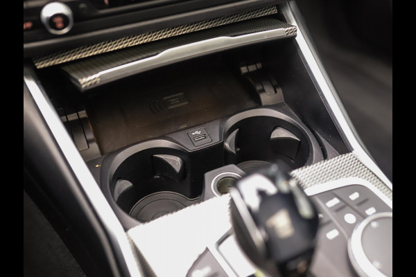BMW 3 Serie Touring 320d xDrive High Executive | M-Sport | Camera | Trekhaak | Pano | Keyless