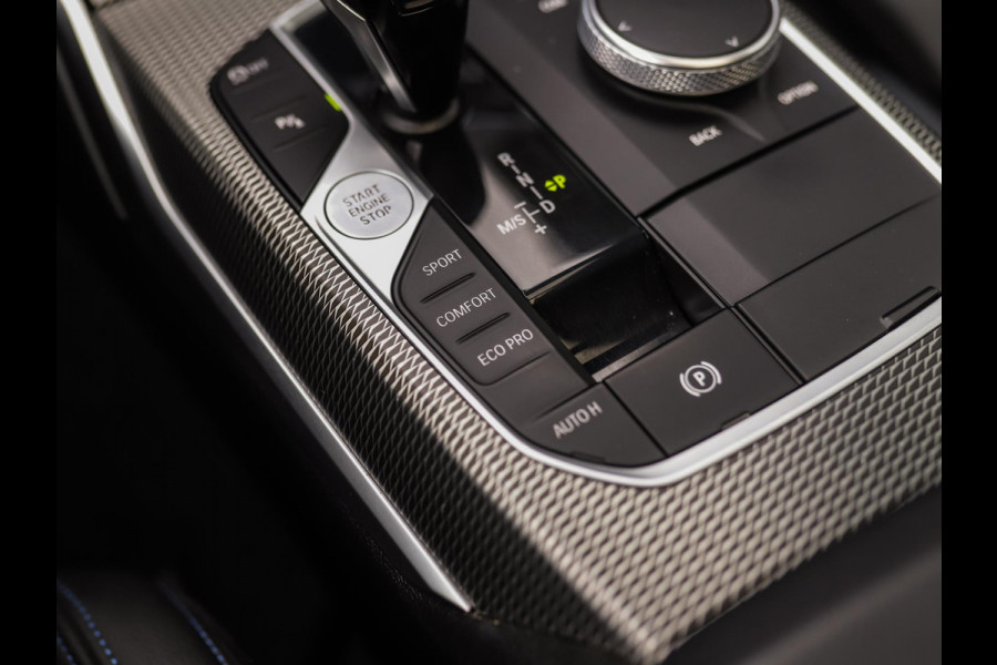 BMW 3 Serie Touring 320d xDrive High Executive | M-Sport | Camera | Trekhaak | Pano | Keyless