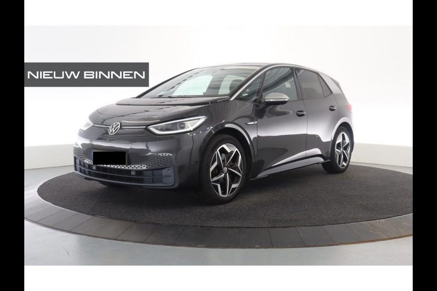 Volkswagen ID.3 First Plus 58 kWh | Stoelverwarming | Stuurverwarming | Camera | Adaptive Cruise Control | Navigatie | Standkachel | Keyless | Parkeersensoren | LED | Apple Carplay | BTW |