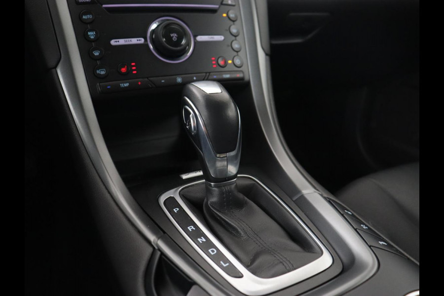 Ford Mondeo 2.0 IVCT HEV Titanium X | Leder | Stoelverwarming | Camera | Adaptive cruise | Memory | Carplay | Full LED | Keyless | Navigatie | Park Assist | Dodehoek detectie | Climate control