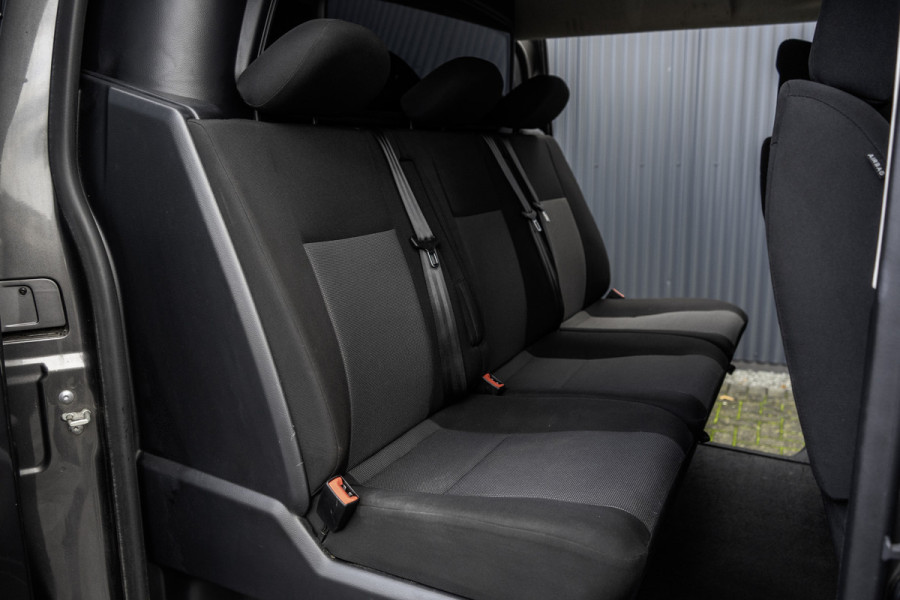 Peugeot Expert 2.0 BlueHDI 122PK | L3H1 | DC | Xenon | Automaat | Schakelflippers | Carplay | Camera | 5-Persoon