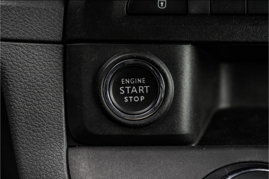 Peugeot Expert 2.0 BlueHDI 122PK | L3H1 | DC | Xenon | Automaat | Schakelflippers | Carplay | Camera | 5-Persoon