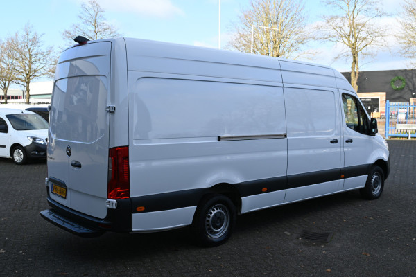 Mercedes-Benz Sprinter 317 CDI L3H2 Geveerde stoel, Navigatie met camera, 270 Graden deuren