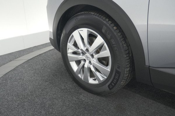 Peugeot 5008 PureTech 130 EAT8 Active Pack | 7 Zitplaatsen | Camera | Apple Carplay | Parkeersensoren