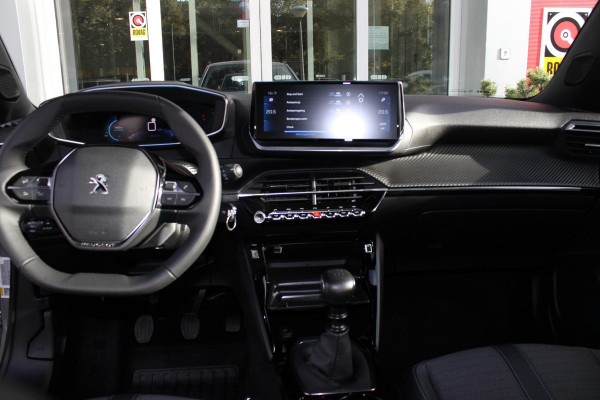 Peugeot 2008 1.2 100PK ALLURE PACK | NAVIGATIE | ACHTERUITRIJ CAMERA | APPLE CARPLAY/ANDROID AUTO | LICHTMETALEN VELGEN 17" | CRUISE CONTROL | LED KOPLAMPEN | DAB+ RADIO |