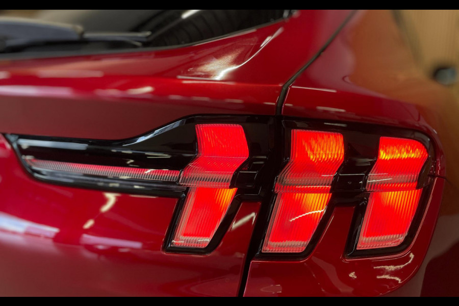 Ford Mustang Mach-E Extended RWD 98 kWh|95,5% SOH|GROTE ACCU|AFN.TREKH.|LEDER|ACC|CAMERA|CARPLAY|STOEL+STUURVERW|NAP|NL|INCL. BTW|