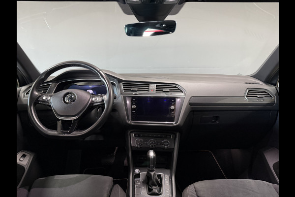 Volkswagen Tiguan 1.4 TSI DSG R-Line | Virtual Cockpit | Elektr. Trekhaak | Massage