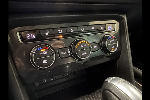 Volkswagen Tiguan 1.4 TSI DSG R-Line | Virtual Cockpit | Elektr. Trekhaak | Massage