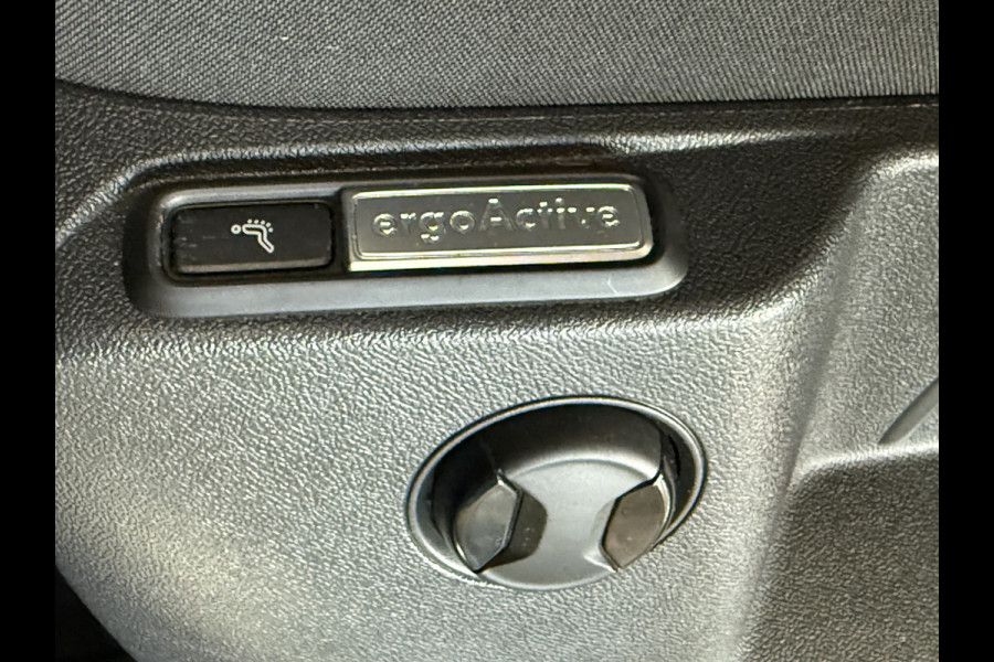 Volkswagen Tiguan 1.4 TSI DSG R-Line | Virtual Cockpit | Elektr. Trekhaak | Massage