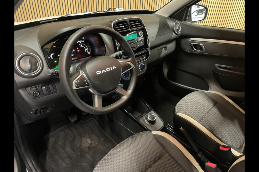 Dacia Spring Essential 27 kWh|230KM WLTP|NIEUWSTAAT|AUTOMAAT|AIRCO|CRUISE CONTROL|5-DEURS|USB/AUX|NL-AUTO|NAP|1e EIG.|INCL. BTW|