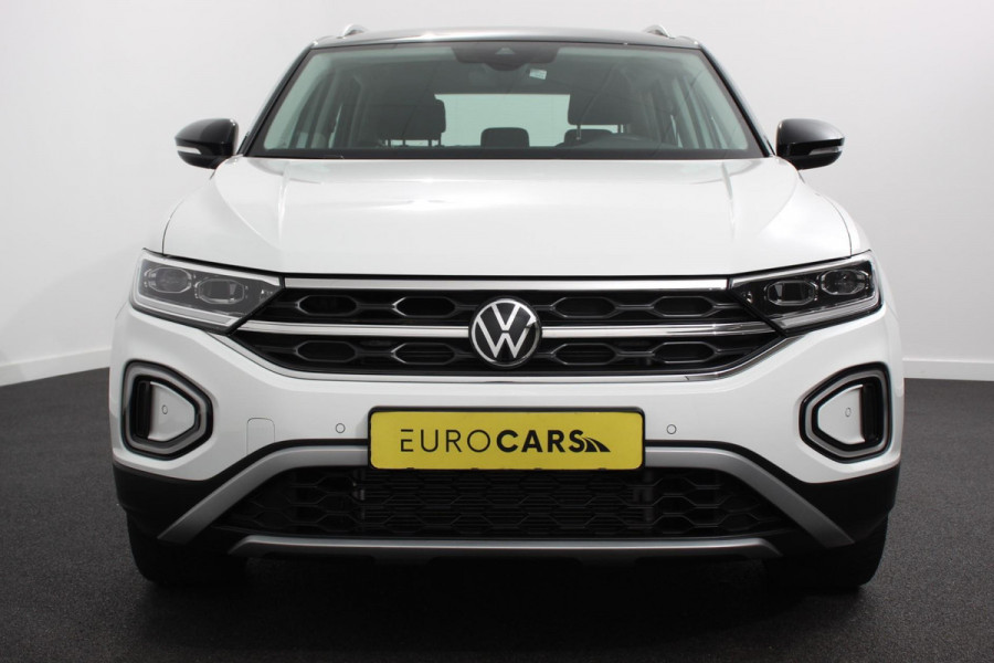 Volkswagen T-Roc 1.5 TSI 150pk DSG Style | Navigatie | Apple Carplay/Android Auto | Parkeersensoren | Camera | Adaptive Cruise Control | Park Assist | Stoel- en stuurverwarming | Elektrische achterklep | LED-koplampen