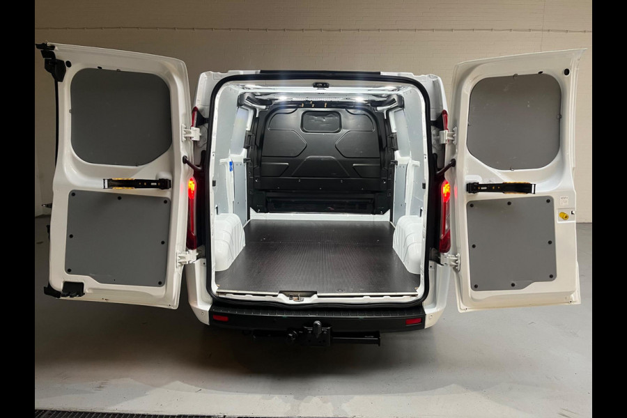 Ford Transit Custom 320 2.0 TDCI euro6 L1H1 Trend Airco, 2xSchuifdeur, CruiseControl, Trekhaak 2500KG, RIJKLAARPRIJS!