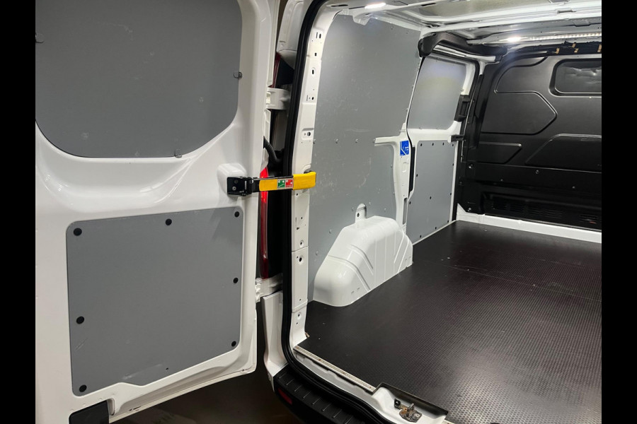 Ford Transit Custom 320 2.0 TDCI euro6 L1H1 Trend Airco, 2xSchuifdeur, CruiseControl, Trekhaak 2500KG, RIJKLAARPRIJS!
