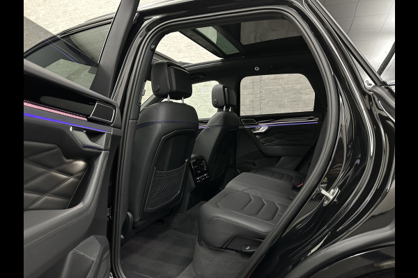 Volkswagen Touareg R 3.0 TSI 462PK E-Hybrid | Luchtvering | Puglia-Leder | Panorama | DYN-Audio | Massage | Ventilatie | ACC | Trekhaak | Nachtzicht | Head-Up | Ergo-Comfort | 22" | Keyless-Entry | Memory | 4-Zone Clima | ISO-Glas | Stoelverwarming V+A | Dodehoek | Standkachel | Carplay | Draadloos Laden |