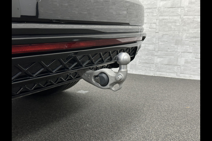 Volkswagen Touareg R 3.0 TSI 462PK E-Hybrid | Luchtvering | Puglia-Leder | Panorama | DYN-Audio | Massage | Ventilatie | ACC | Trekhaak | Nachtzicht | Head-Up | Ergo-Comfort | 22" | Keyless-Entry | Memory | 4-Zone Clima | ISO-Glas | Stoelverwarming V+A | Dodehoek | Standkachel | Carplay | Draadloos Laden |