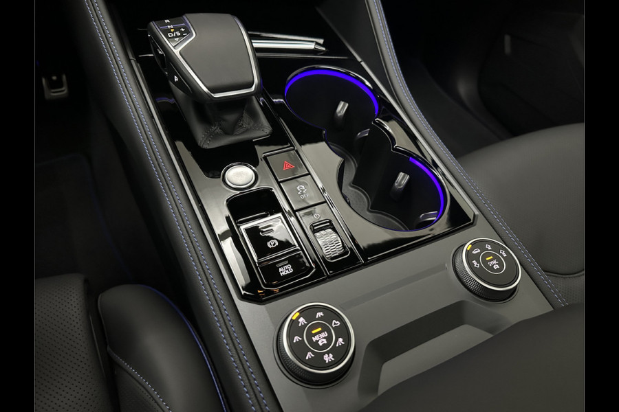 Volkswagen Touareg R 3.0 TSI 462PK E-Hybrid | Luchtvering | Puglia-Leder | Panorama | DYN-Audio | Massage | Ventilatie | ACC | Trekhaak | Nachtzicht | Head-Up | Ergo-Comfort | 22" | Keyless-Entry | Memory | 4-Zone Clima | ISO-Glas | Stoelverwarming V+A | Dodehoek | Standkachel | Carplay | Draadloos Laden |