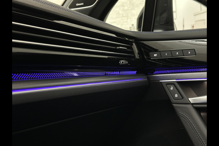 Volkswagen Touareg R 3.0 TSI 462PK E-Hybrid | Luchtvering | Puglia-Leder | Panorama | DYN-Audio | Massage | Ventilatie | ACC | Trekhaak | Nachtzicht | Head-Up | Ergo-Comfort | 22" | Keyless-Entry | Memory | 4-Zone Clima | ISO-Glas | Stoelverwarming V+A | Dodehoek | Standkachel | Carplay | Draadloos Laden |