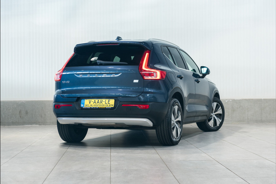 Volvo XC40 T4 Aut. Plug-in Hybrid Inscription Panoramadak Stoelverwarming Parkeercamera 211pk