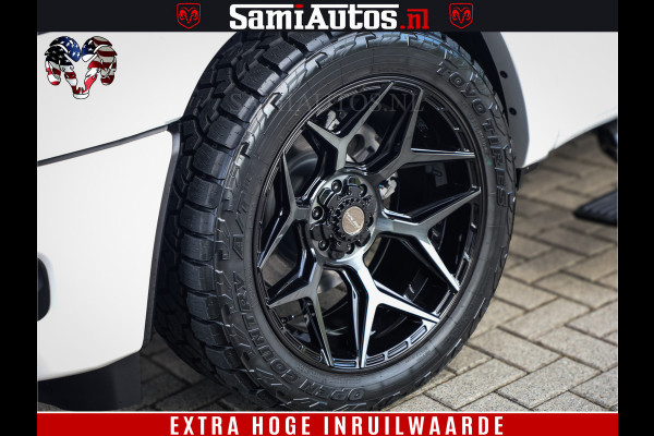 Dodge Ram 1500 Limited Night High Output 540HP 706Nm | Massage + Full Option | De Meest Luxe en Volle Pick-Up in zijn Klasse | Comfortabele Dubbele Cabine met Royale 5 Zitplaatsen | BPM vrij | Nu Leverbaar uit Voorraad | Voorraad Nr 2351 - 7478