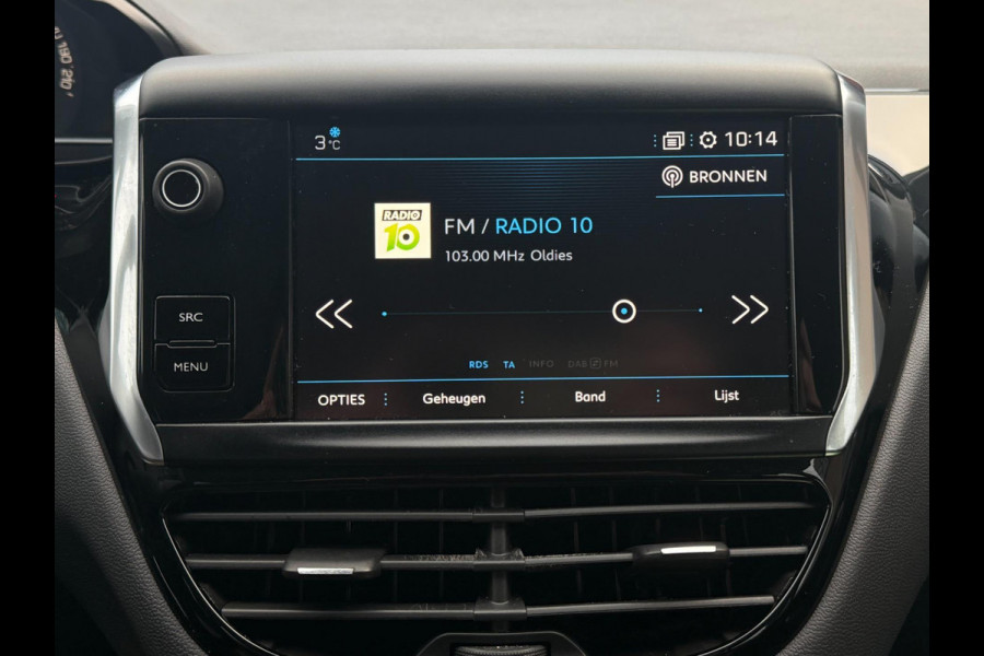 Peugeot 208 1.2 PureTech Blue Lease Cruise Control Navi Parkeersensoren Bluetooth Led Apple Carplay/Android Auto Nap Isofix