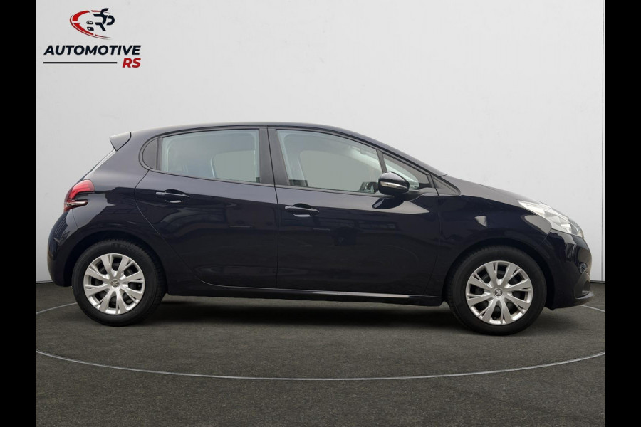 Peugeot 208 1.2 PureTech Blue Lease Cruise Control Navi Parkeersensoren Bluetooth Led Apple Carplay/Android Auto Nap Isofix