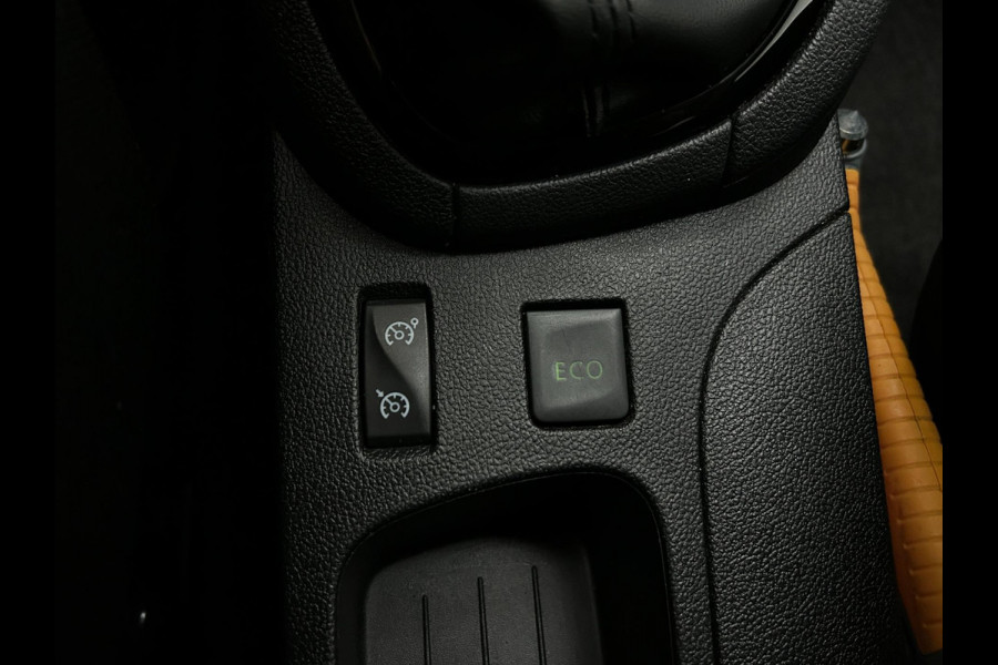 Renault Clio Occasion 0.9 TCe Limited | Zwart | Airco | Tweedehands Renault Clio | Bluetooth | Cruisecontrol