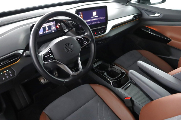 Volkswagen ID.4 First 77 kWh|SOH 92%|Trekhaak|Stoel/stuur verwarmd|Alcantara