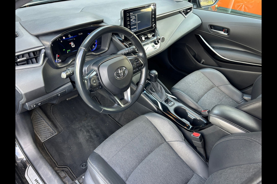 Toyota Corolla Touring Sports 1.8 Hybrid Business Plus Trekhaak Apple Carplay Digi Dash Rijklaarprijs!