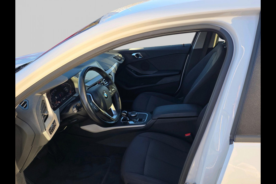 BMW 1-serie 118i Executive Edition  | automaat