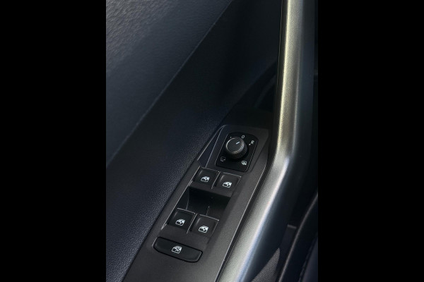 Volkswagen Polo 1.0 TSI Camera IQ Light CarPlay