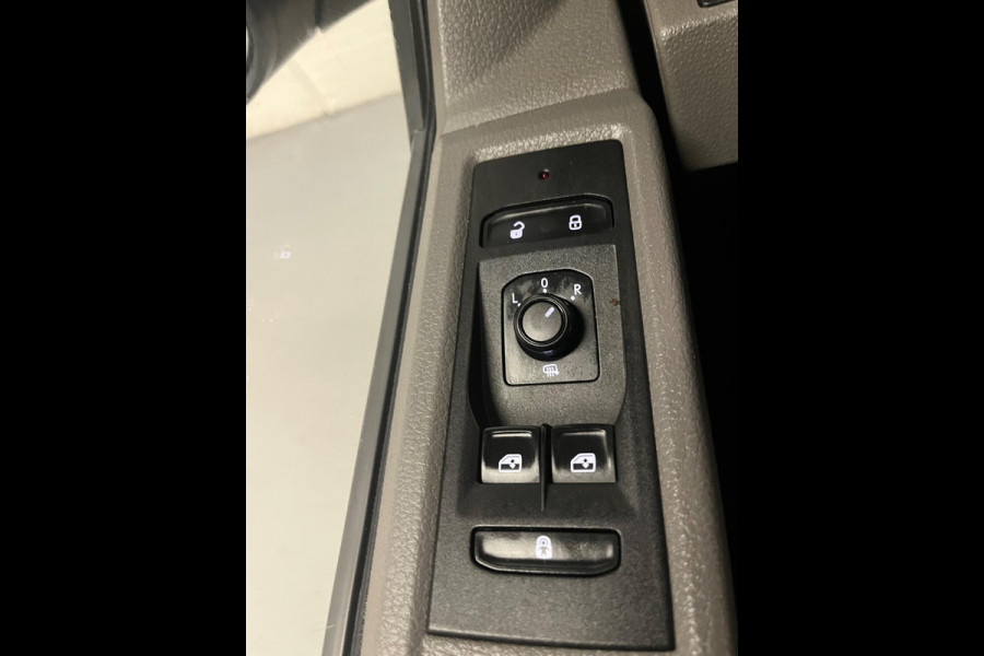 Volkswagen Transporter L2H1 Servicewagen 2.0 TDI 110PK euro6 Sortimo kasten, Airco, Camera, CruiseControl, RIJKLAARPRIJS!