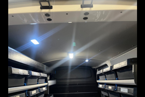 Volkswagen Transporter L2H1 Servicewagen 2.0 TDI 110PK euro6 Sortimo kasten, Airco, Camera, CruiseControl, RIJKLAARPRIJS!