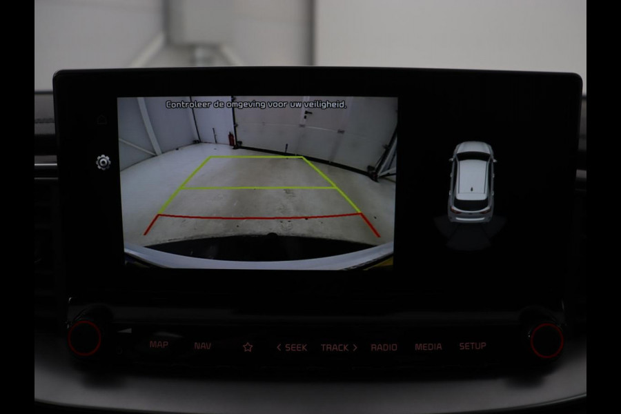 Kia Ceed 1.4 T-GDi DynamicPlusLine | Stoel & stuurverwarming | Adaptive cruise | Trekhaak | Camera | Carplay | Full LED | Navigatie | Climate control | DAB | File Assistent