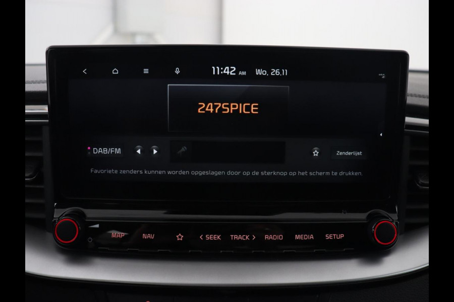 Kia Ceed 1.4 T-GDi DynamicPlusLine | Stoel & stuurverwarming | Adaptive cruise | Trekhaak | Camera | Carplay | Full LED | Navigatie | Climate control | DAB | File Assistent