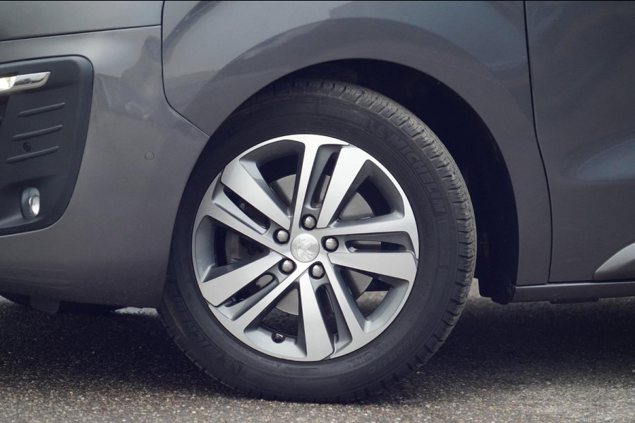 Peugeot Expert 2.0 BlueHDI 120 Long Asphalt DC / 5 Zitpl. / Automaat / 1e Eigenaar / Carplay / Head-Up / Trekhaak